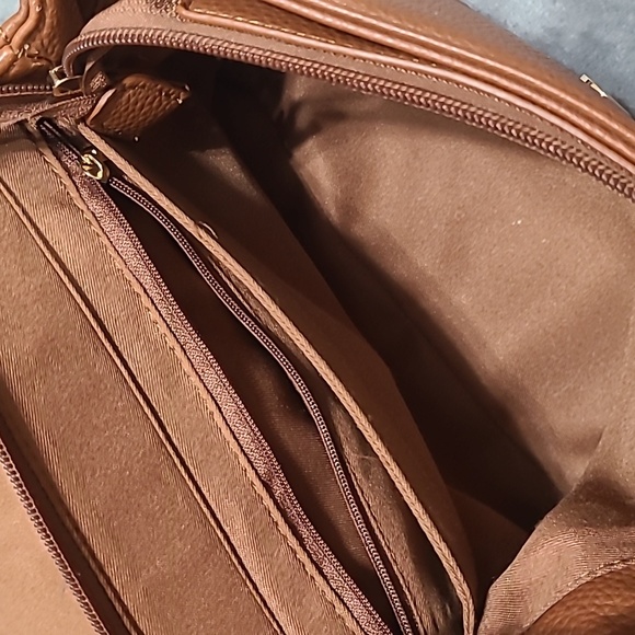 Purse - Picture 2 of 2